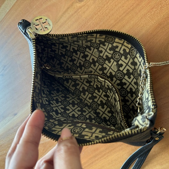 Tory Burch Black Leather Wristlet w/ Gold Logo | Classic Zip Pouch - Picture 5 of 8